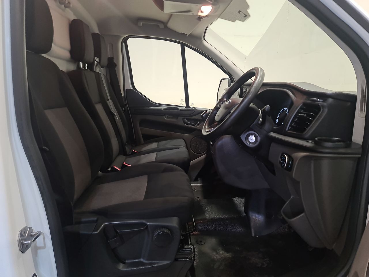 Used Ford Transit Custom 2023 for sale - 76544718: Photo 16