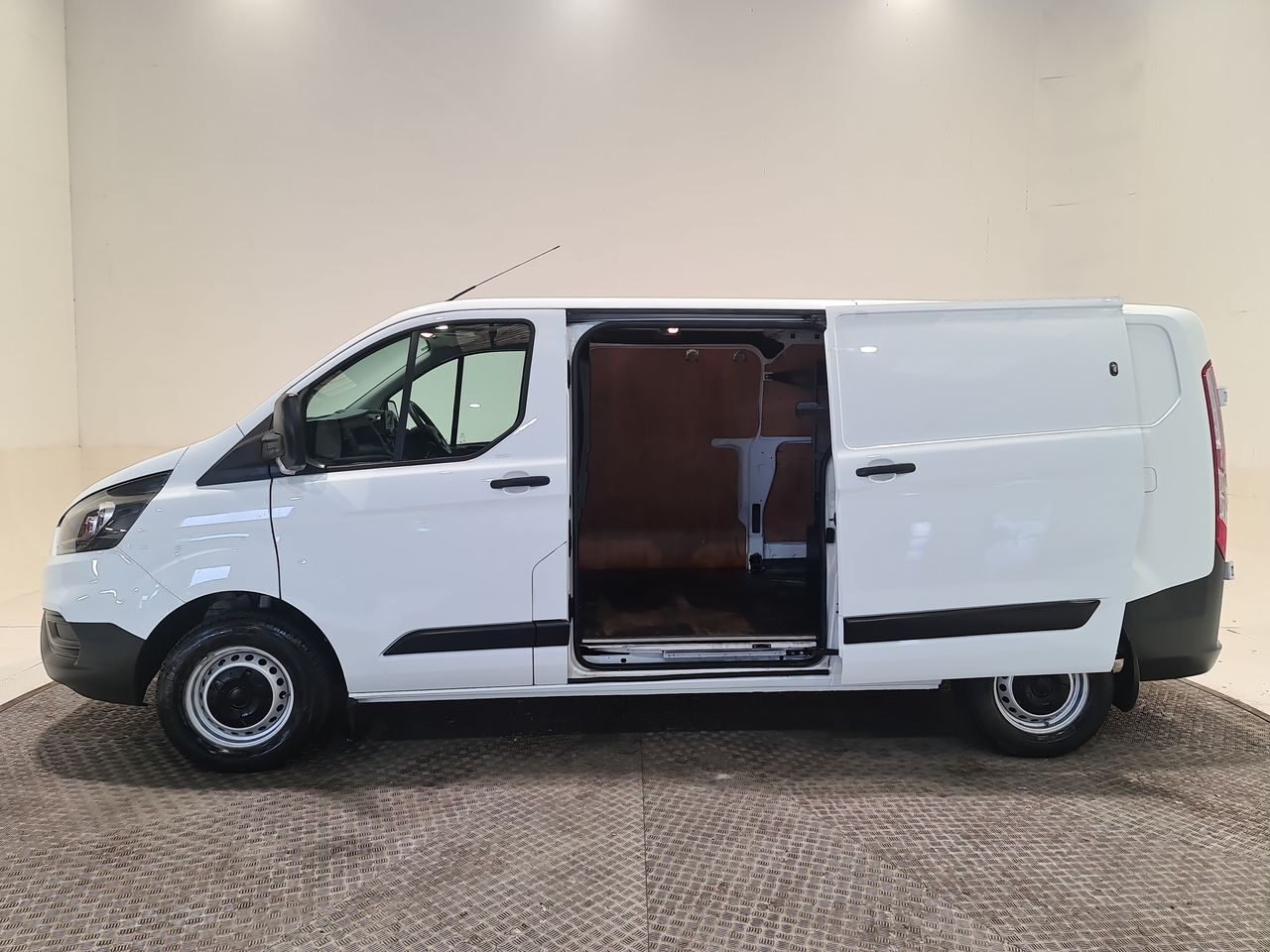 Used Ford Transit Custom 2023 for sale - 76544718: Photo 9