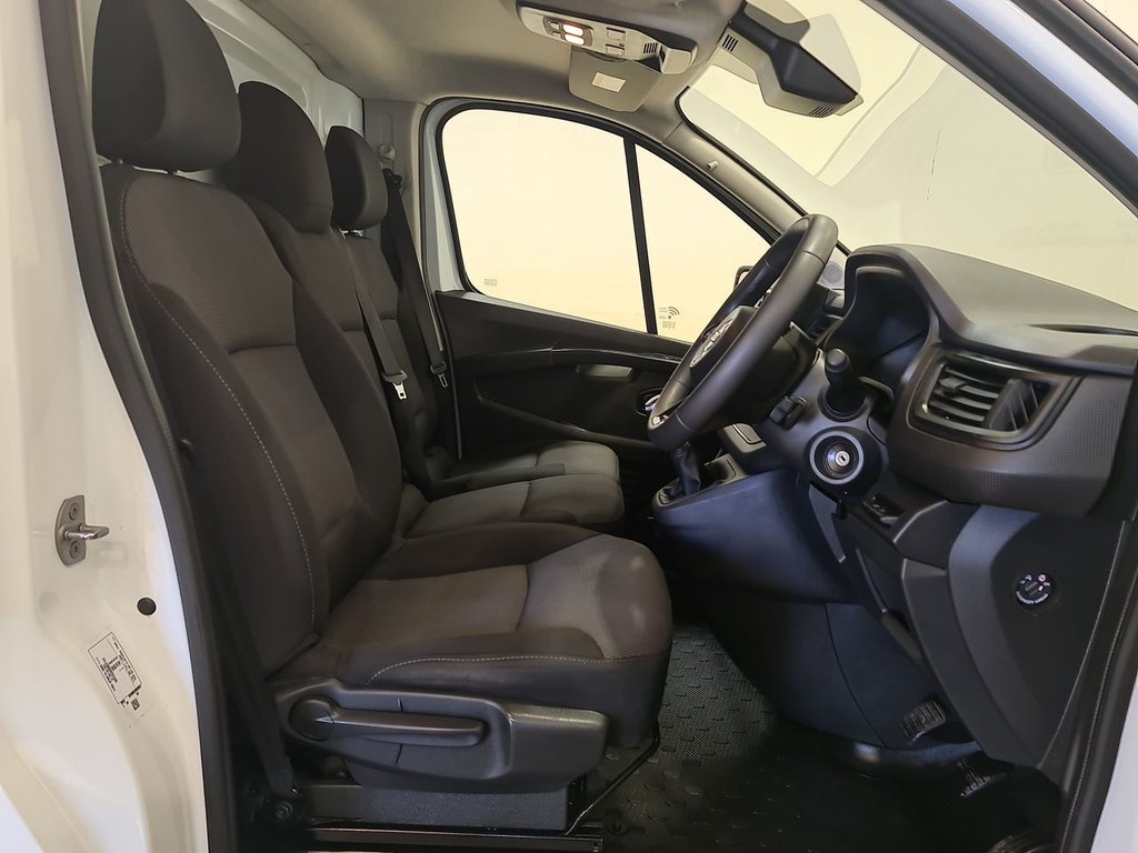 Used Nissan Primastar 2023 for sale - 75831045: Photo 3