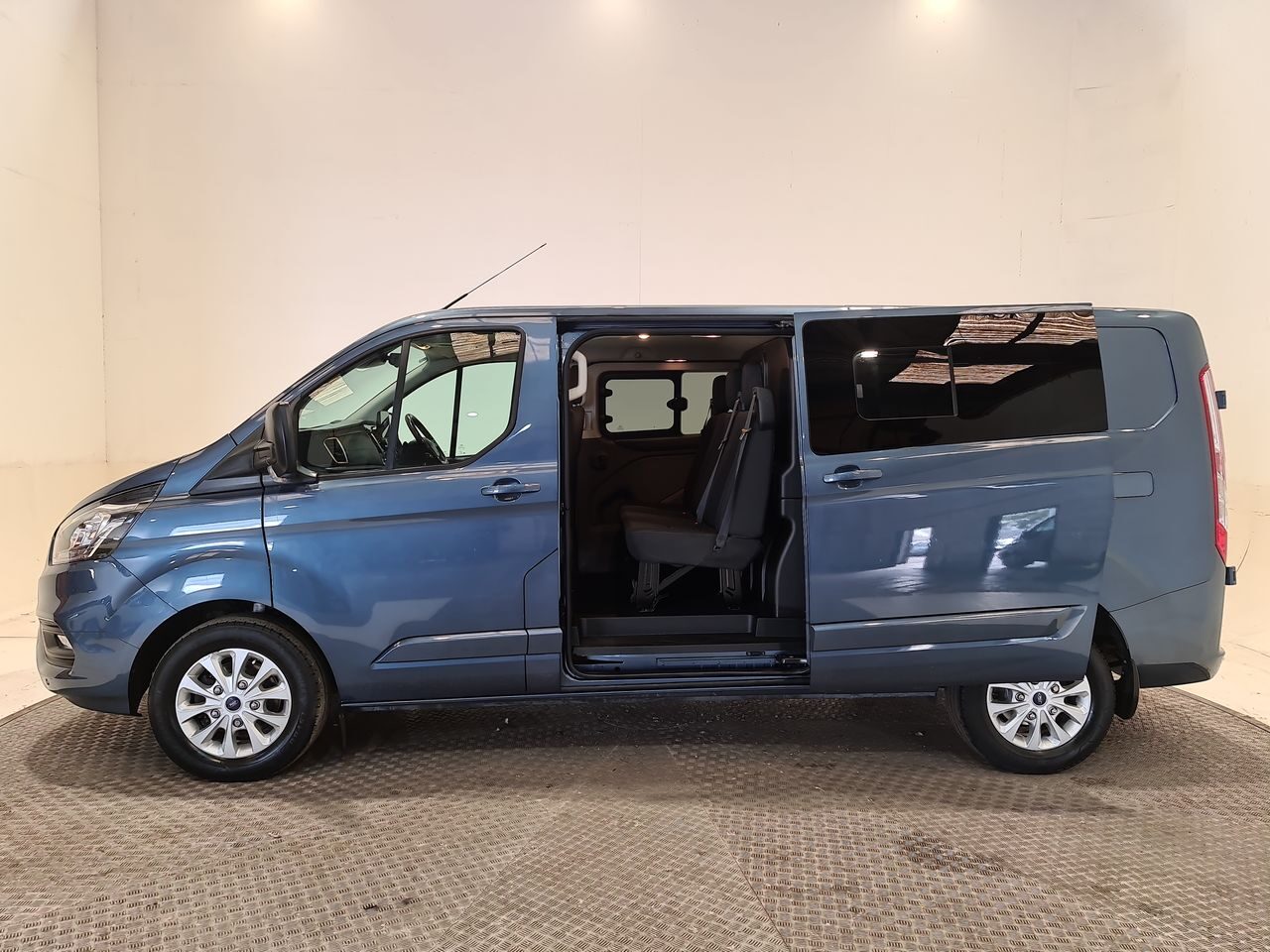 Used Ford Transit Custom 2022 for sale - 76544713: Photo 10