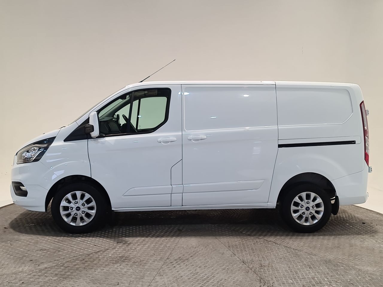 Used Ford Transit Custom 2022 for sale - 76577104: Photo 6