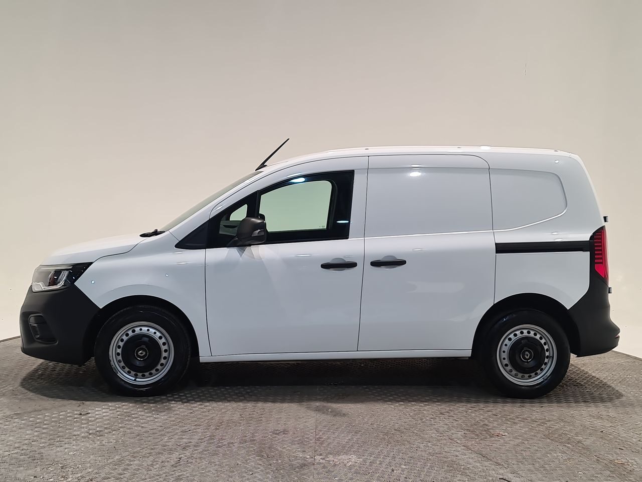 Used Renault Kangoo 2023 for sale - 76706019: Photo 5