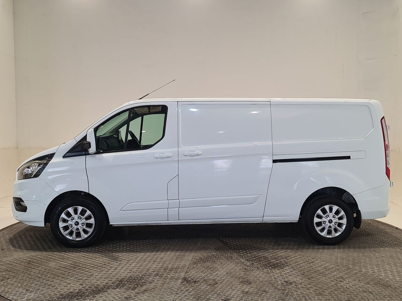 Used Ford Transit Custom 2020 for sale - 76544706: Photo 6