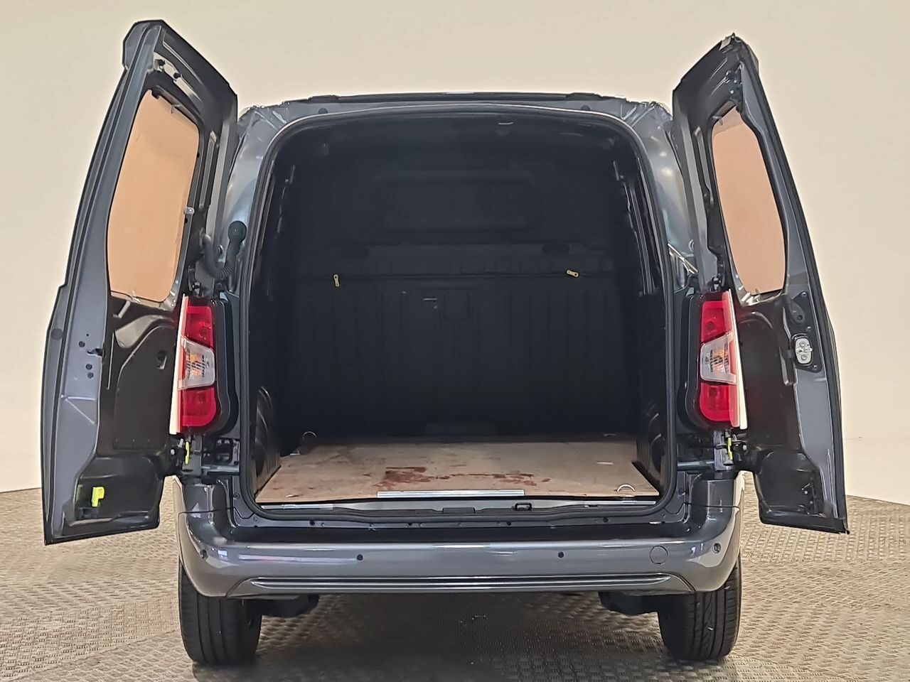 Used Vauxhall Combo 2024 for sale - 76544703: Photo 13