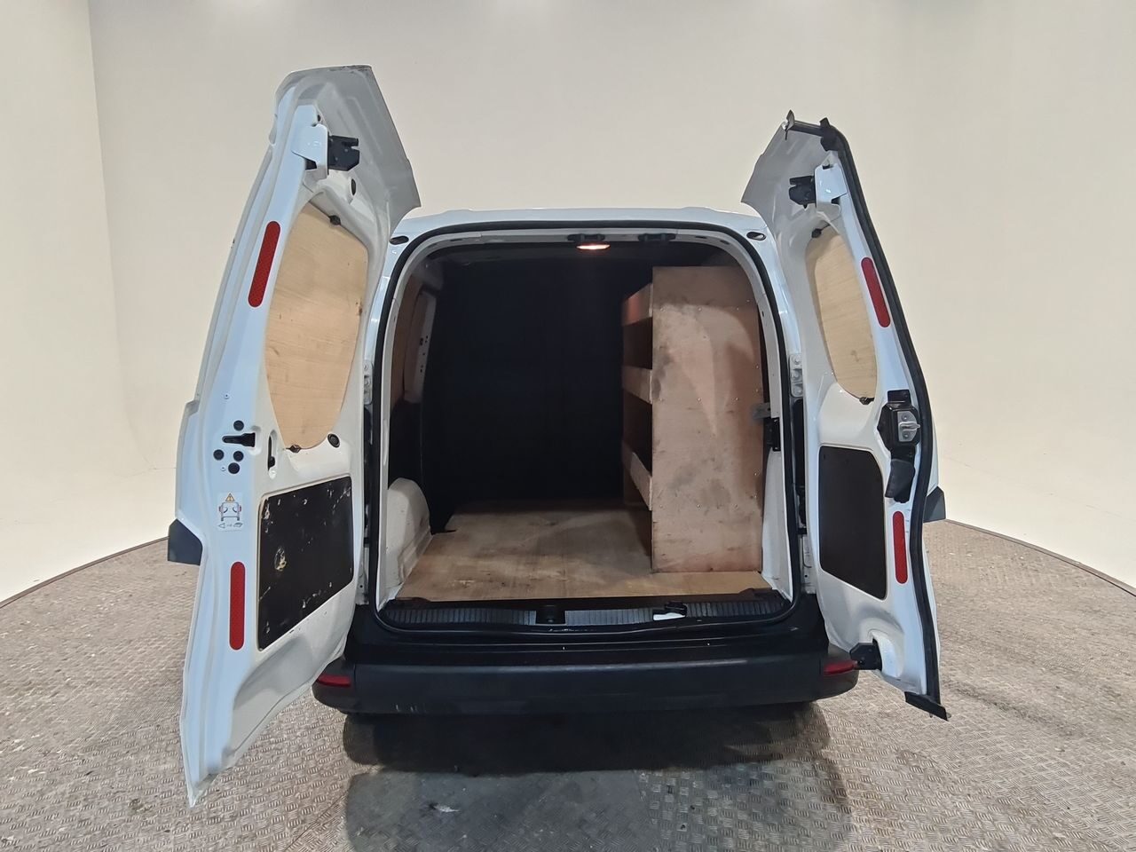 Used Renault Kangoo 2023 for sale - 77952135: Photo 13