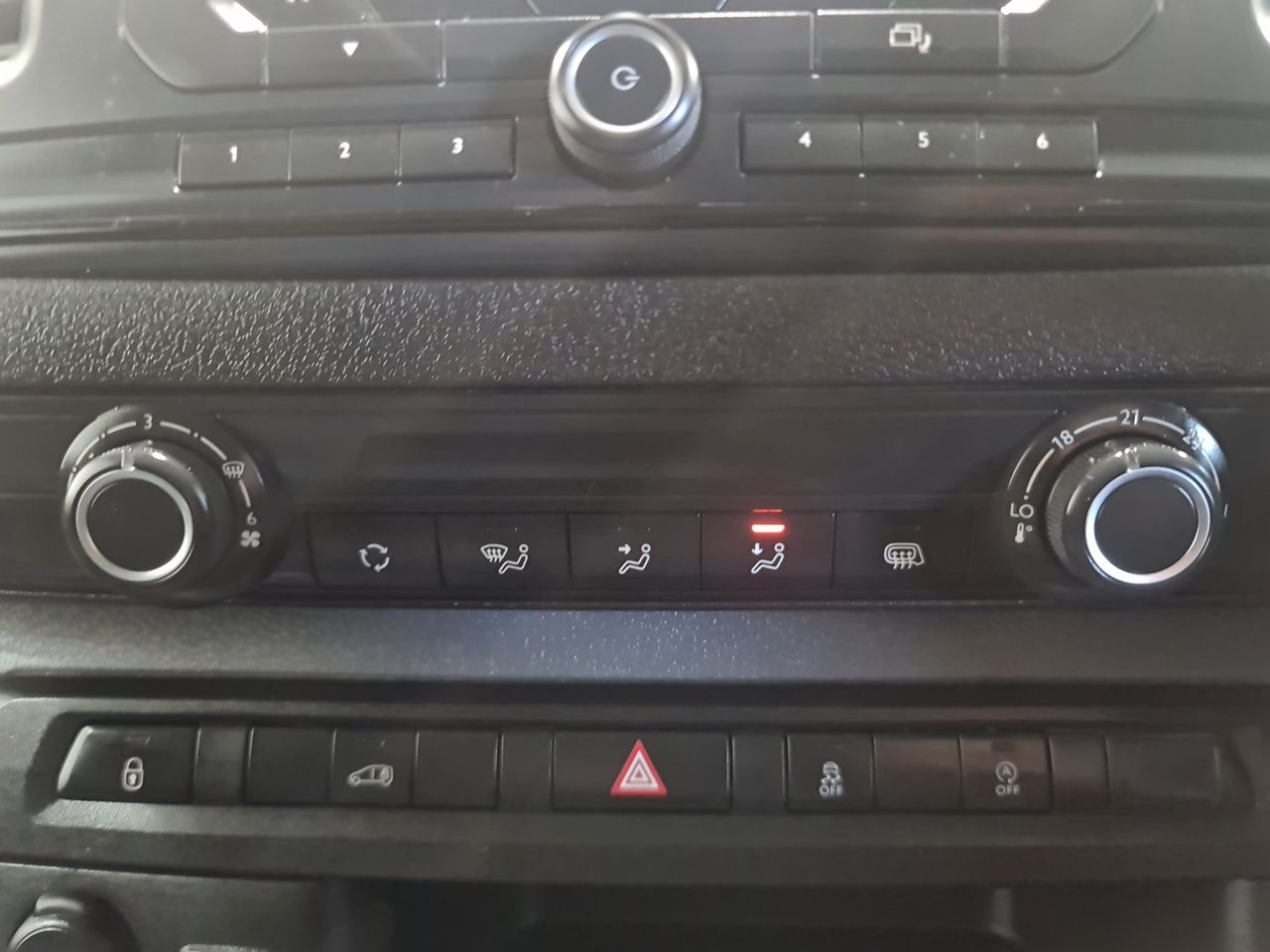 Used Citroen Dispatch 2020 for sale - 76544704: Photo 24