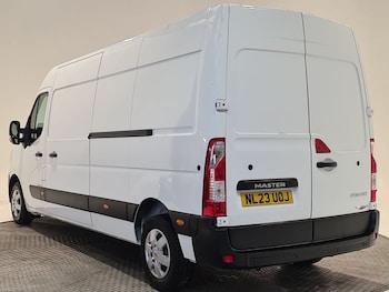 Used Renault Master 2023 for sale - 76469706: Photo