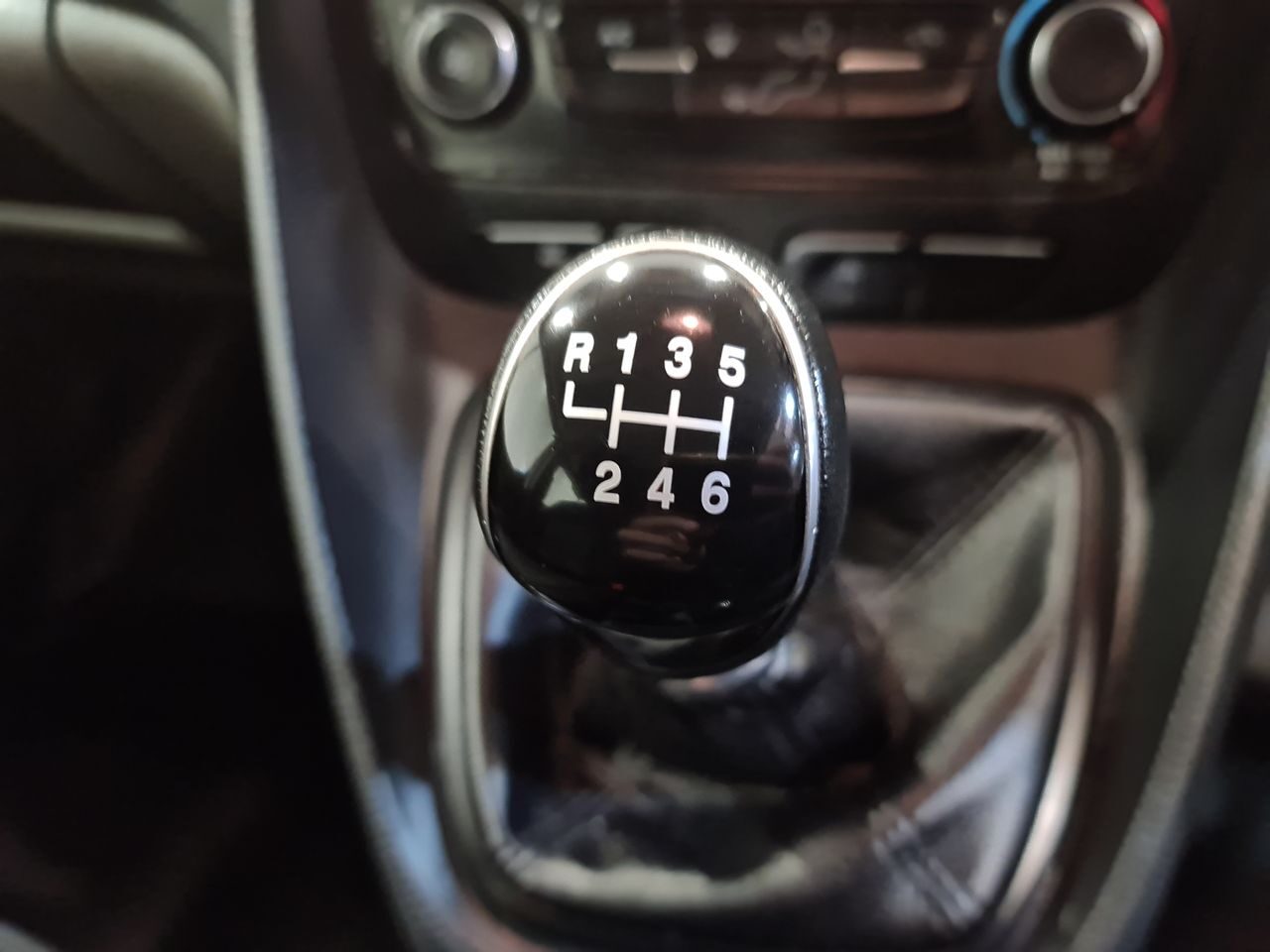 Used Ford Transit Connect 2020 for sale - 76544701: Photo 23