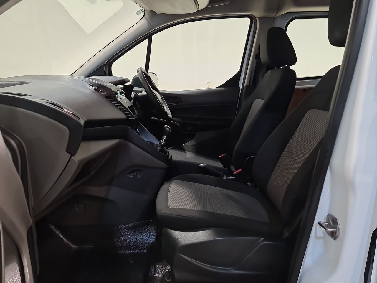 Used Ford Transit Connect 2020 for sale - 76544701: Photo 7