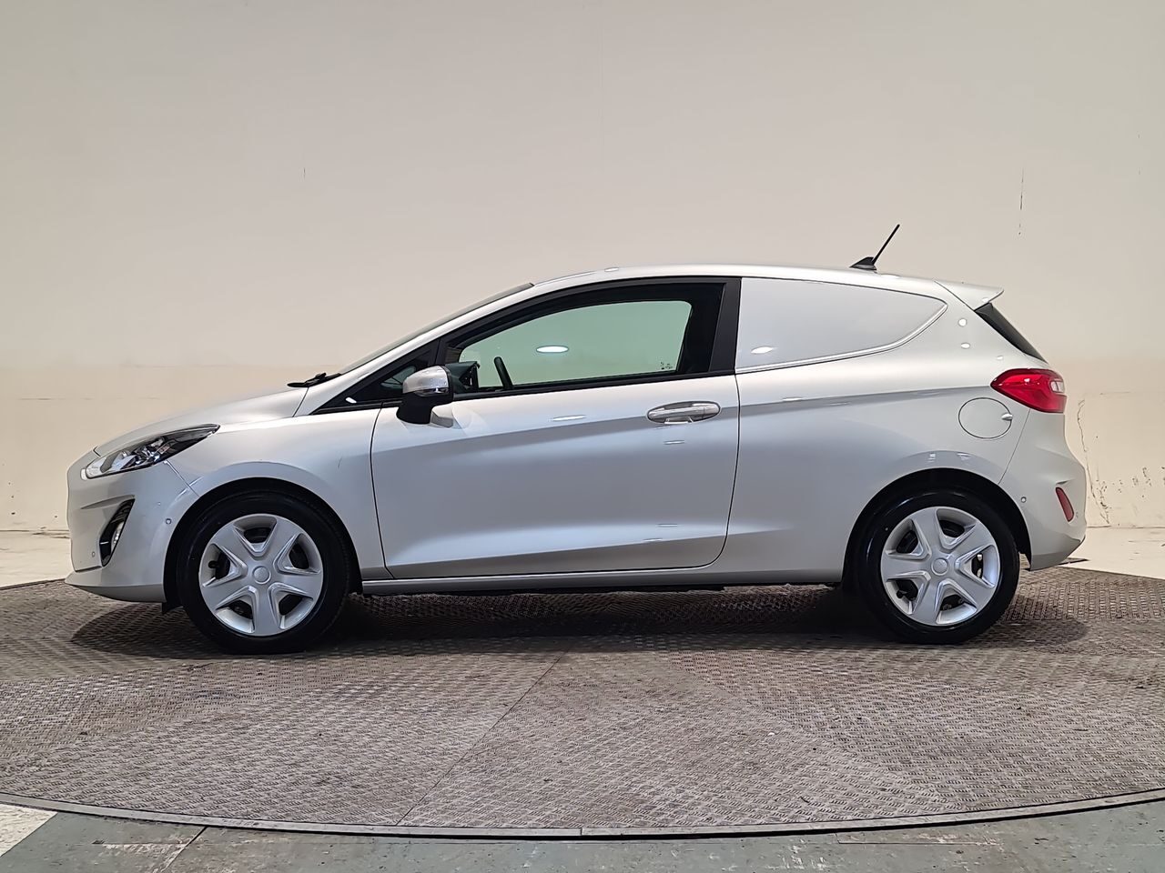 Used Ford Fiesta 2020 for sale - 76544915: Photo 6