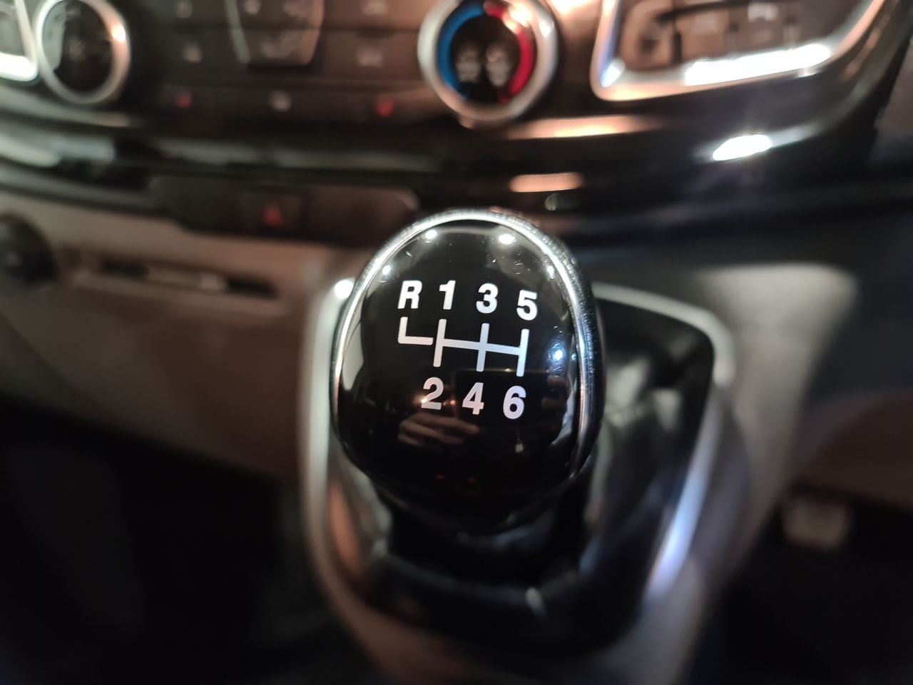 Used Ford Transit Custom 2023 for sale - 76877501: Photo 25