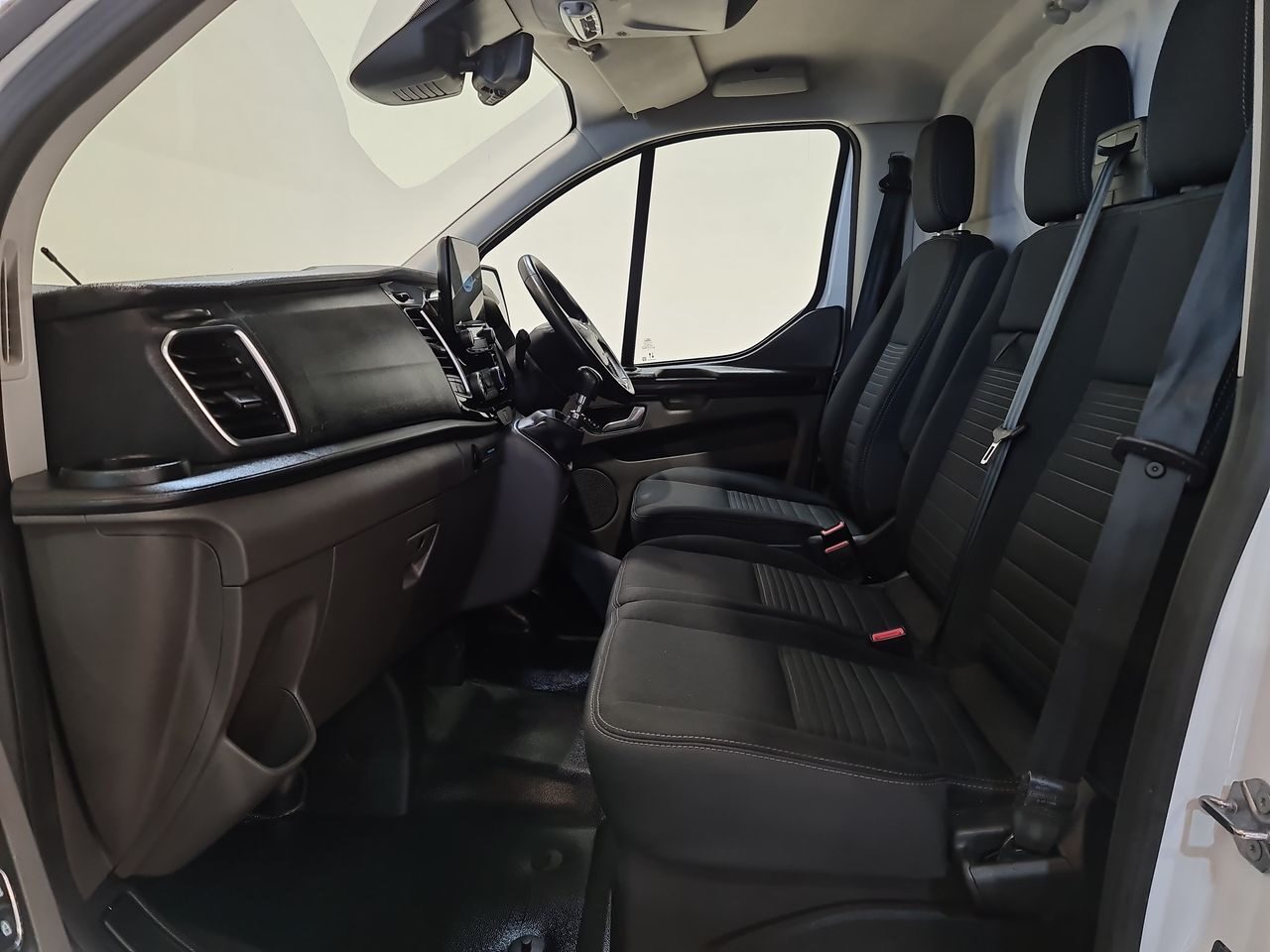 Used Ford Transit Custom 2023 for sale - 76544919: Photo 8