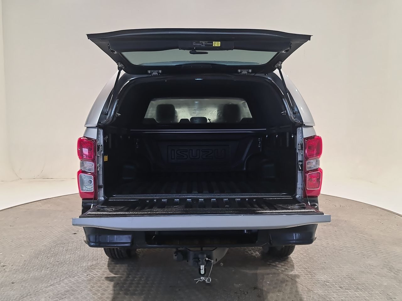 Used Isuzu D-Max 2023 for sale - 77905702: Photo 13