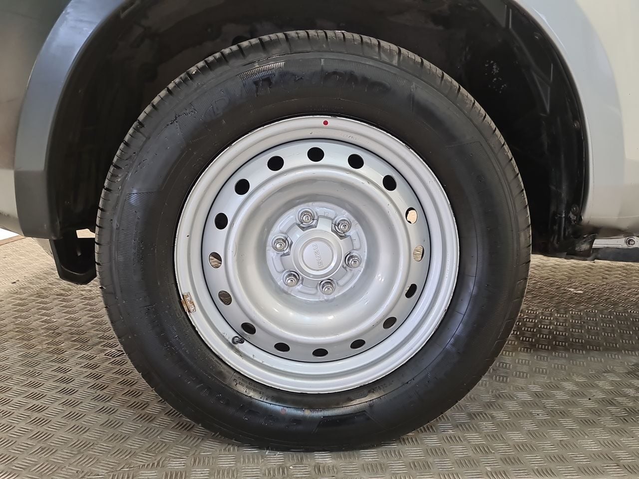 Used Isuzu D-Max 2023 for sale - 77905702: Photo 6