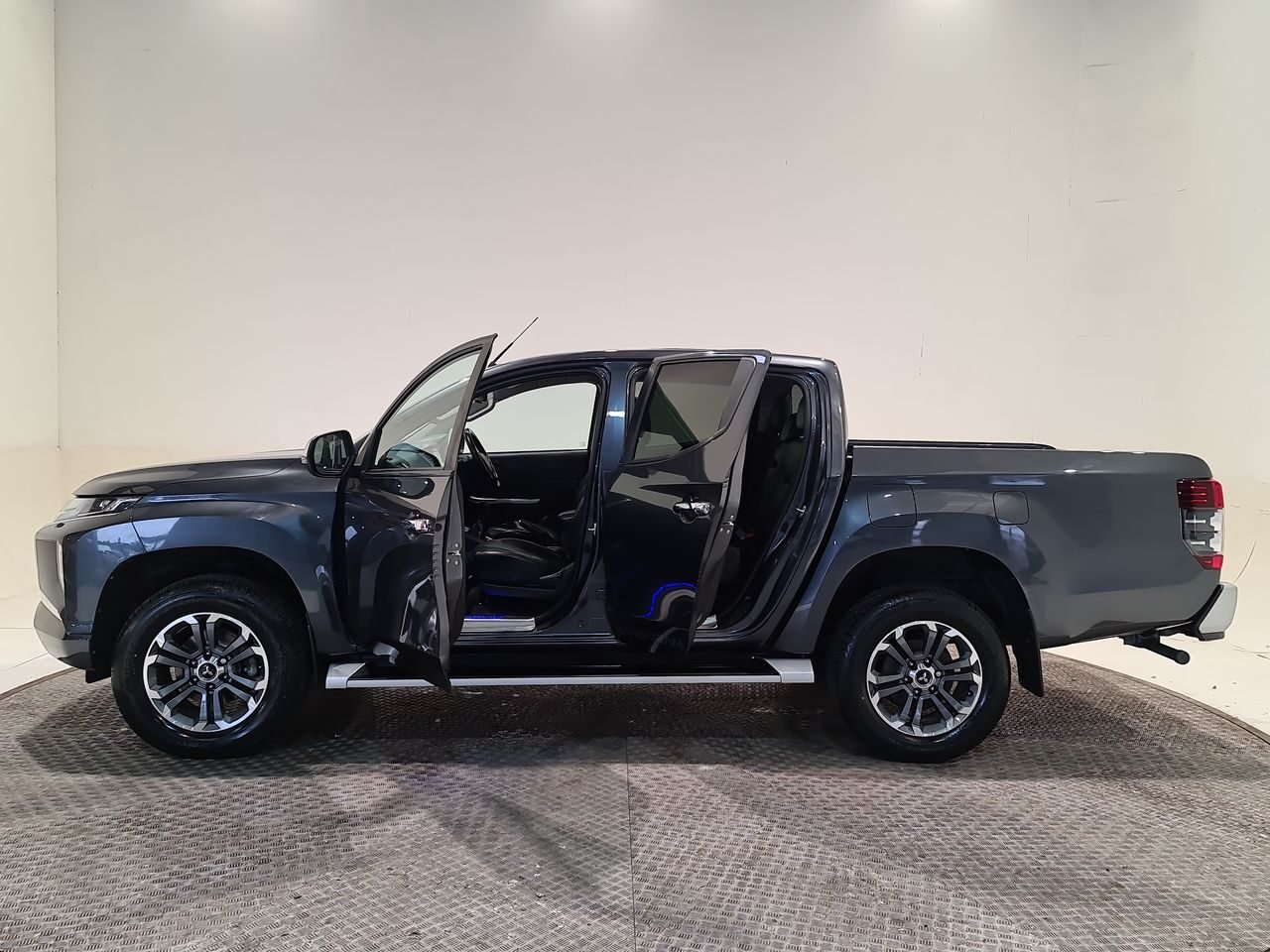 Used Mitsubishi L200 2021 for sale - 76544700: Photo 9