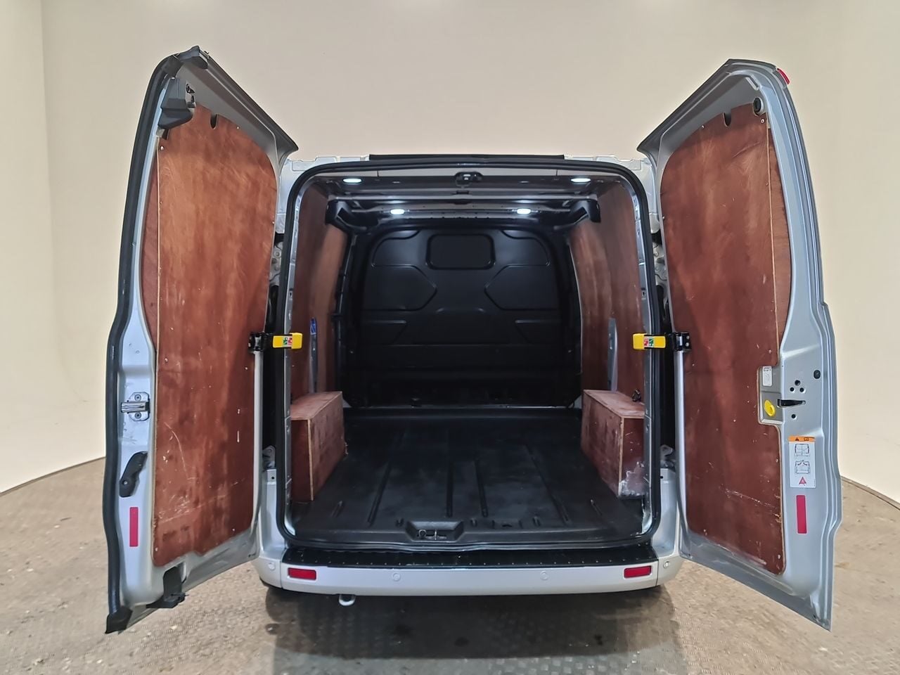 Used Ford Transit Custom 2020 for sale - 77463014: Photo 14