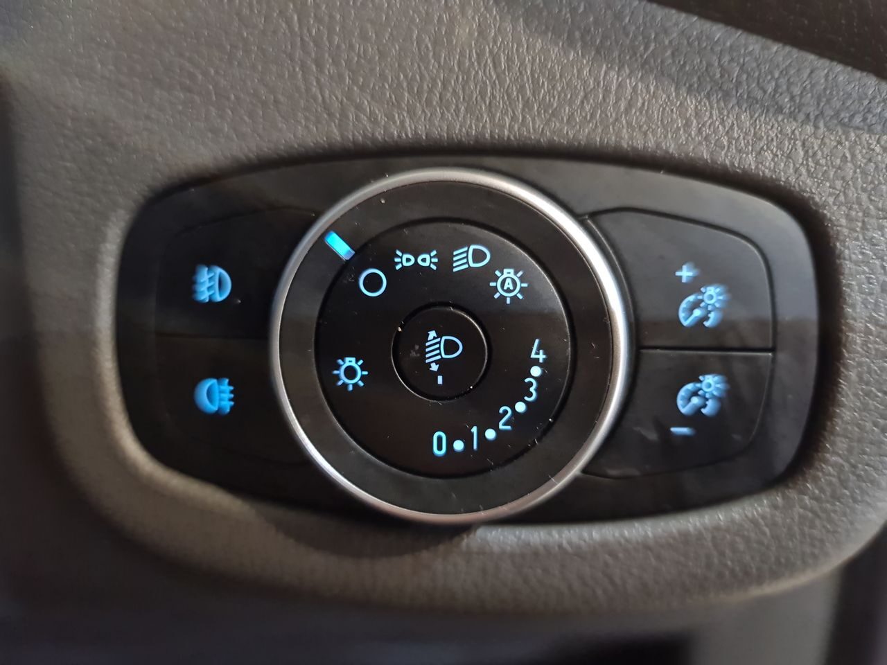 Used Ford Transit Connect 2024 for sale - 76577141: Photo 20