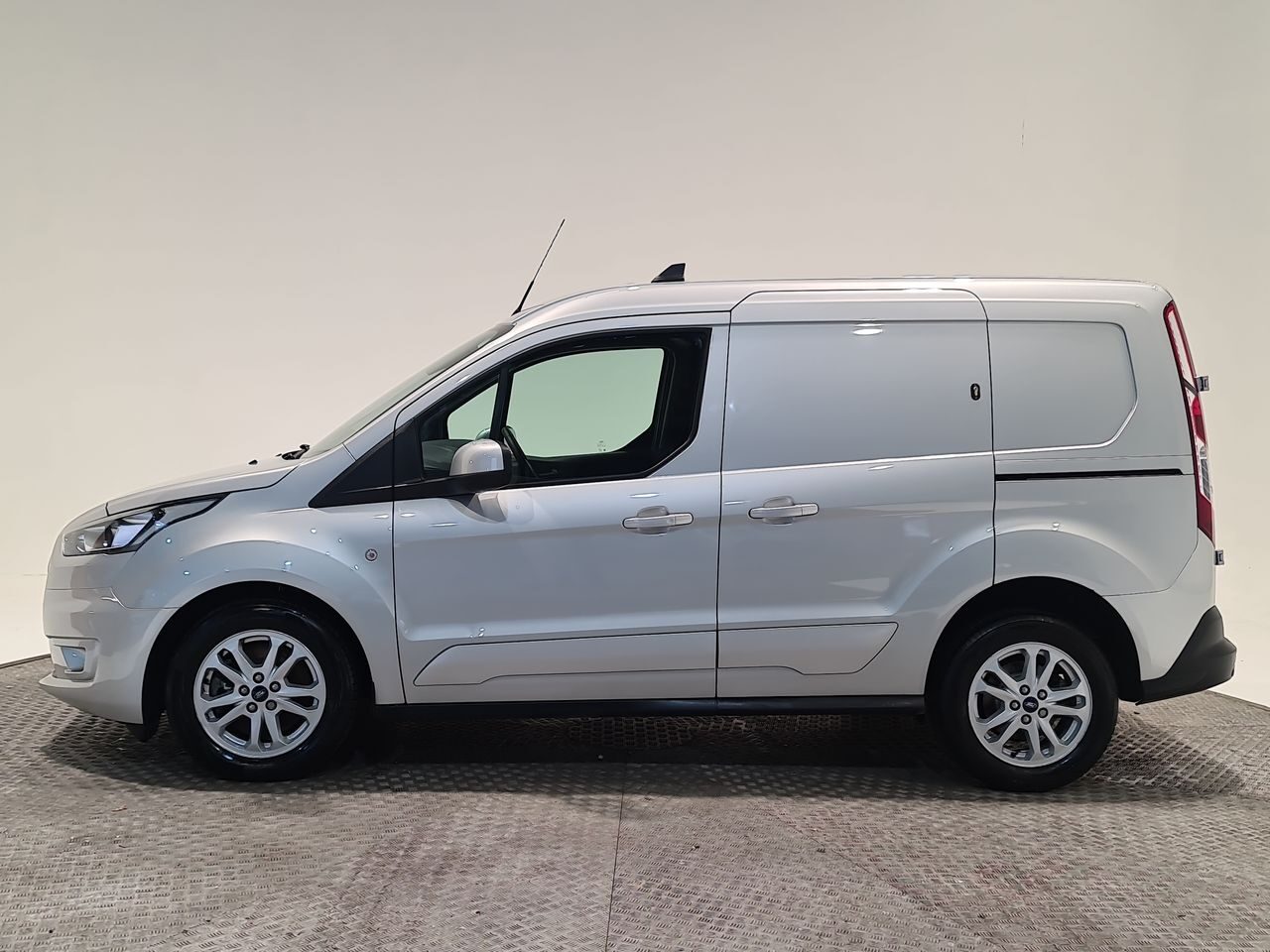 Used Ford Transit Connect 2024 for sale - 76577141: Photo 5