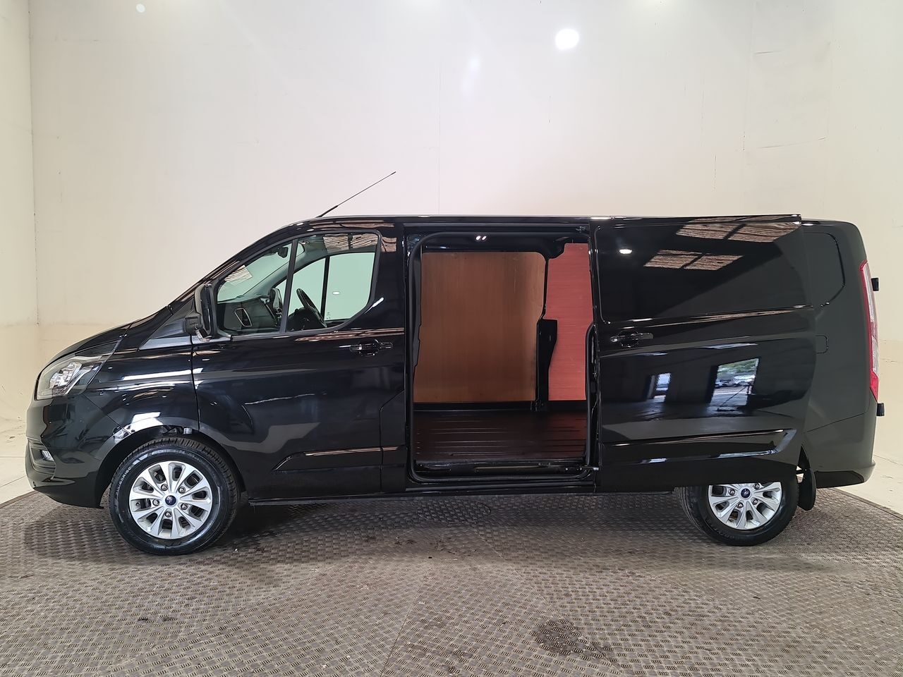 Used Ford Transit Custom 2023 for sale - 76544930: Photo 10