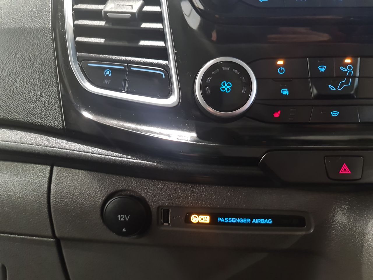 Used Ford Transit Custom 2023 for sale - 76544930: Photo 32