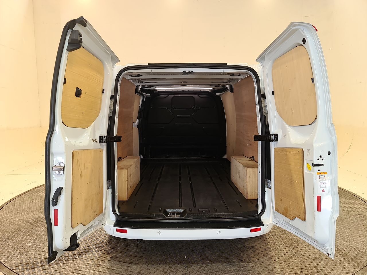 Used Ford Transit Custom 2023 for sale - 77394054: Photo 14