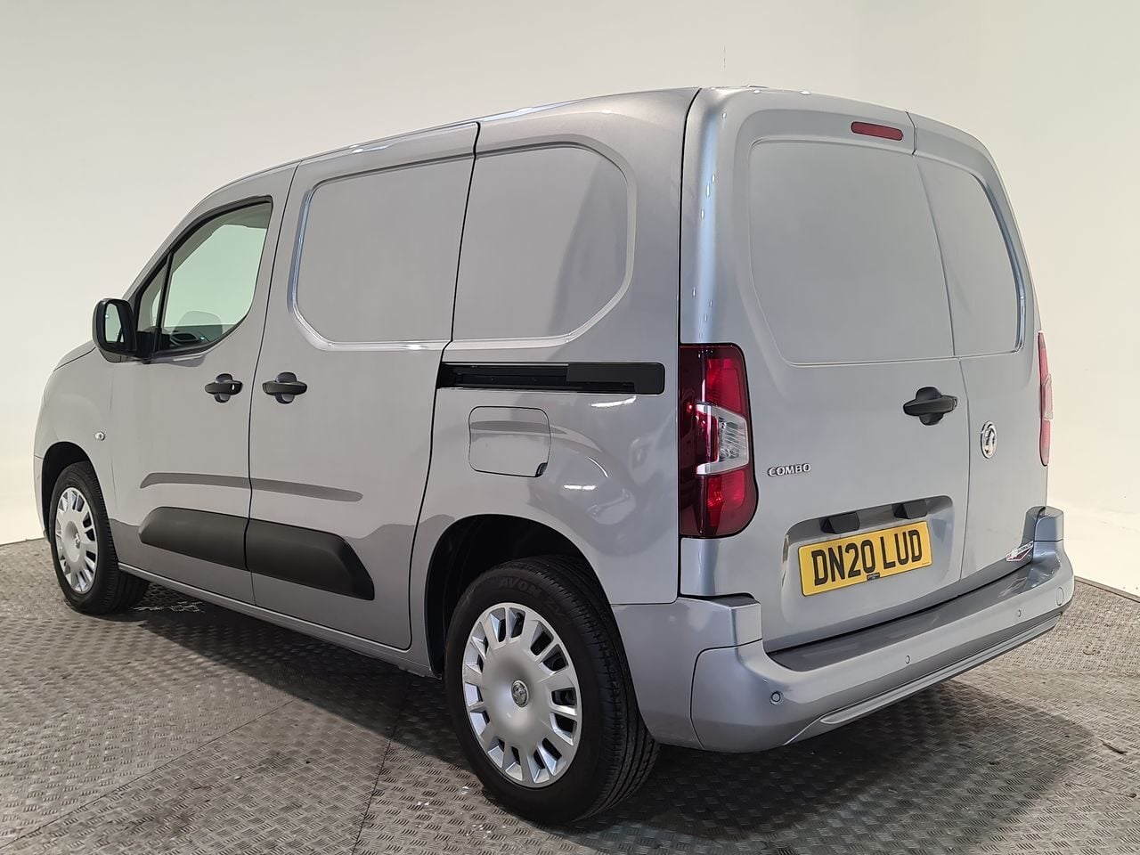 Used Vauxhall Combo 2020 for sale - 76673237: Photo 10