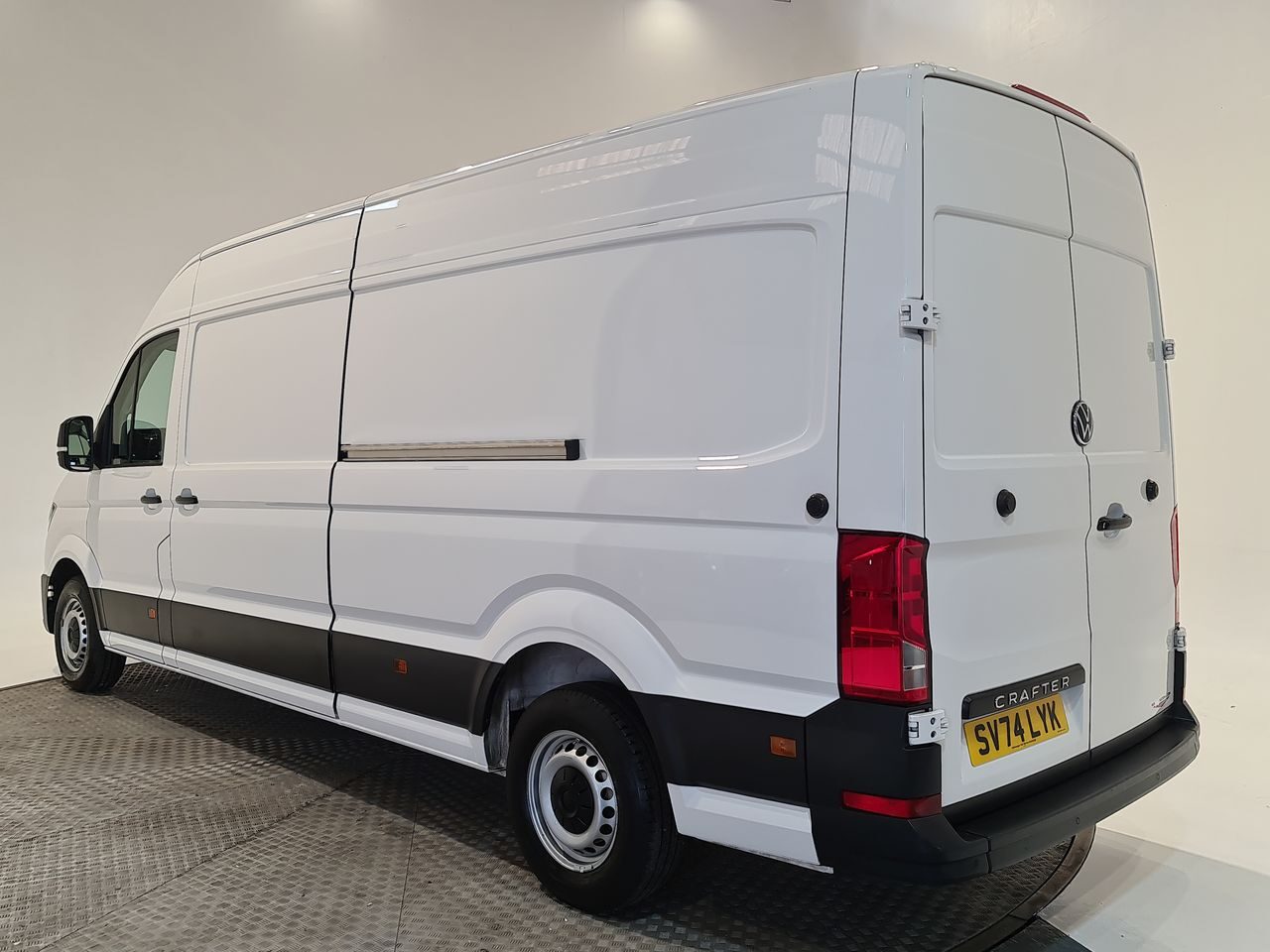Used Volkswagen Crafter 2024 for sale - 76544694: Photo 11