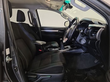 Used Toyota Hilux 2021 for sale - 75573695: Photo