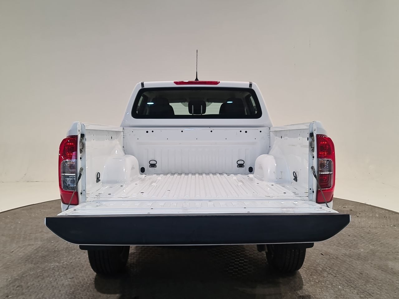 Used Nissan Navara 2021 for sale - 77582438: Photo 13