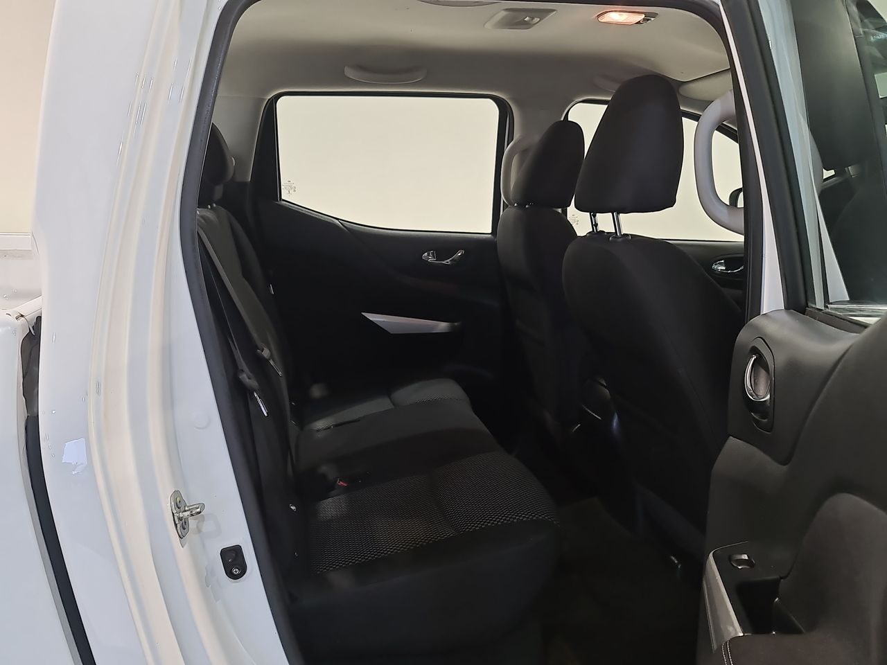 Used Nissan Navara 2021 for sale - 77582438: Photo 16