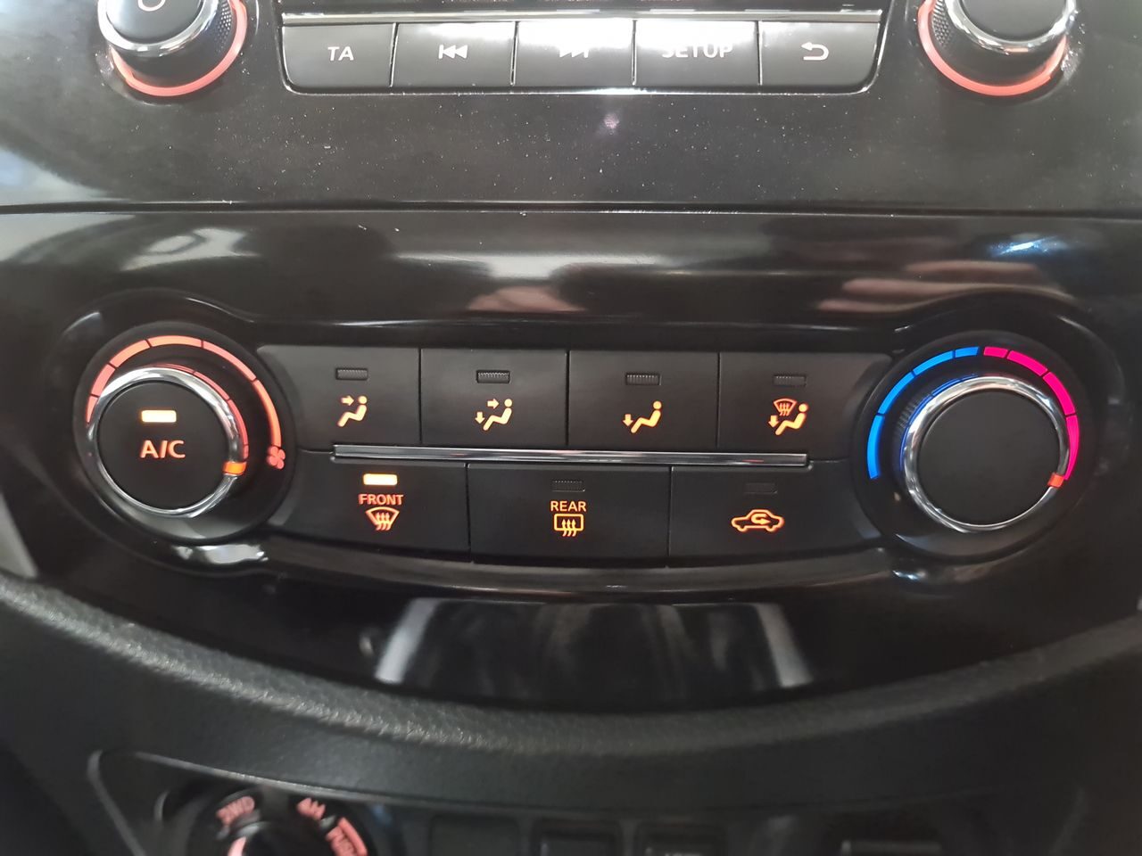 Used Nissan Navara 2021 for sale - 77582438: Photo 23