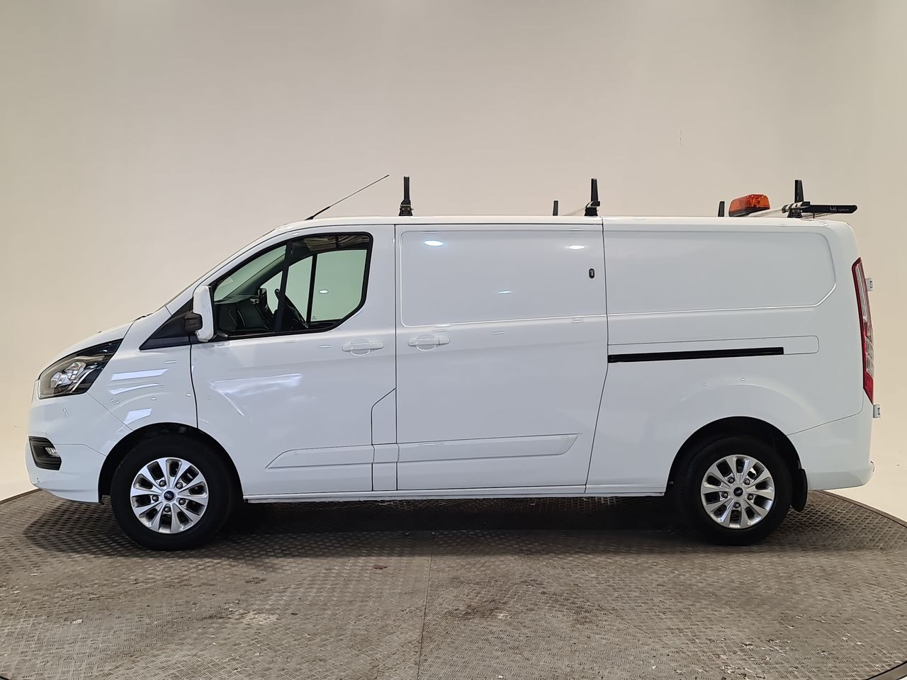 Used Ford Transit Custom 2020 for sale - 76544865: Photo 6