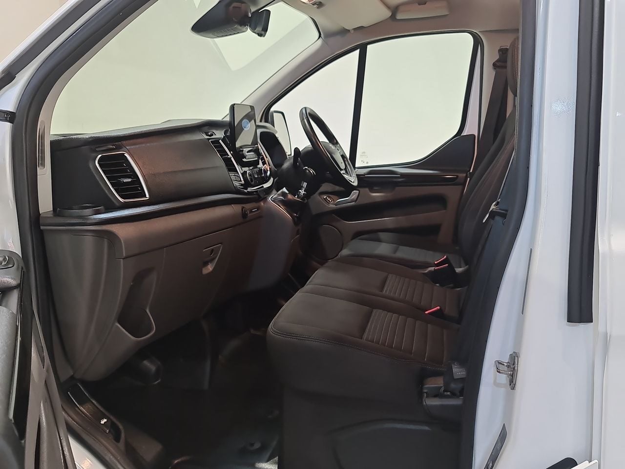 Used Ford Transit Custom 2024 for sale - 78190776: Photo 8