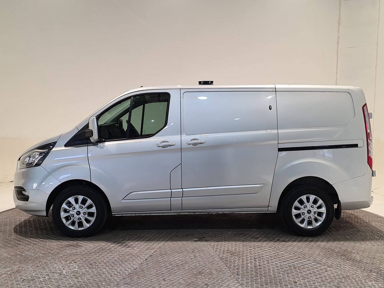 Used Ford Transit Custom 2021 for sale - 76544697: Photo 6