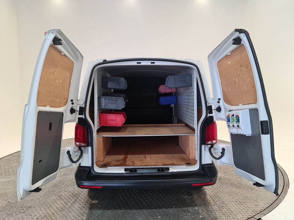 Used Volkswagen Transporter 2021 for sale - 76496137: Photo 16