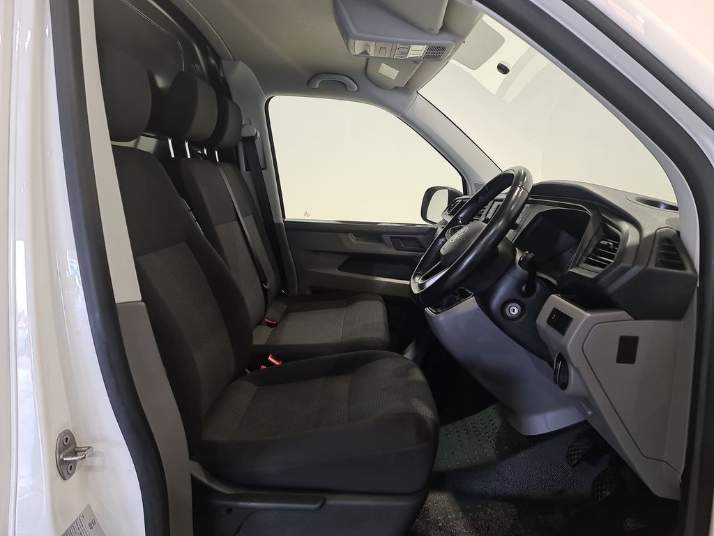 Used Volkswagen Transporter 2021 for sale - 76496137: Photo 3