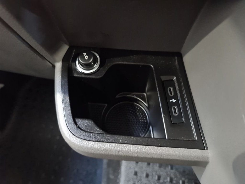 Used Volkswagen Transporter 2021 for sale - 76496137: Photo 37