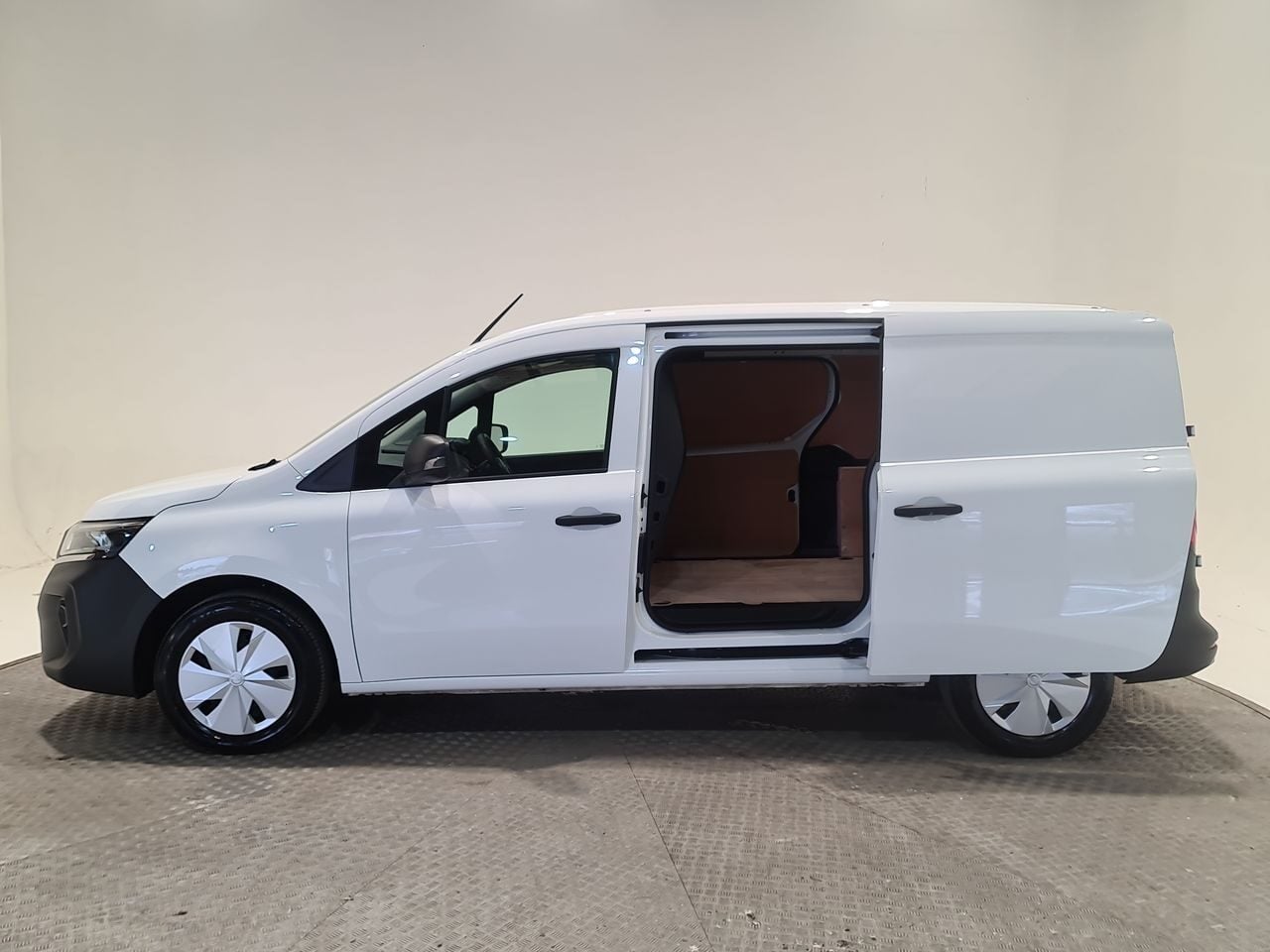 Used Nissan Other 2024 for sale - 77790264: Photo 9