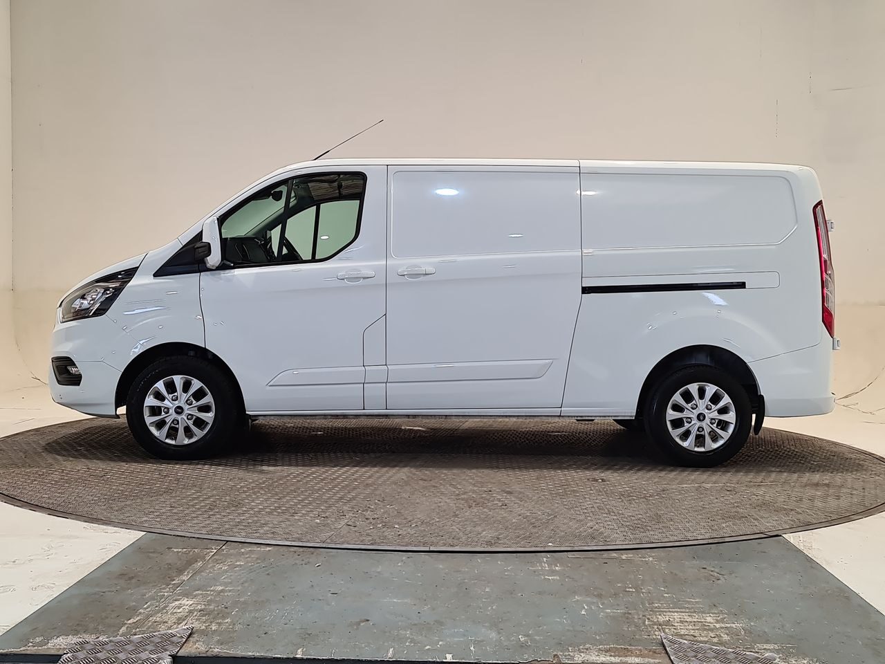 Used Ford Transit Custom 2022 for sale - 76544854: Photo 6