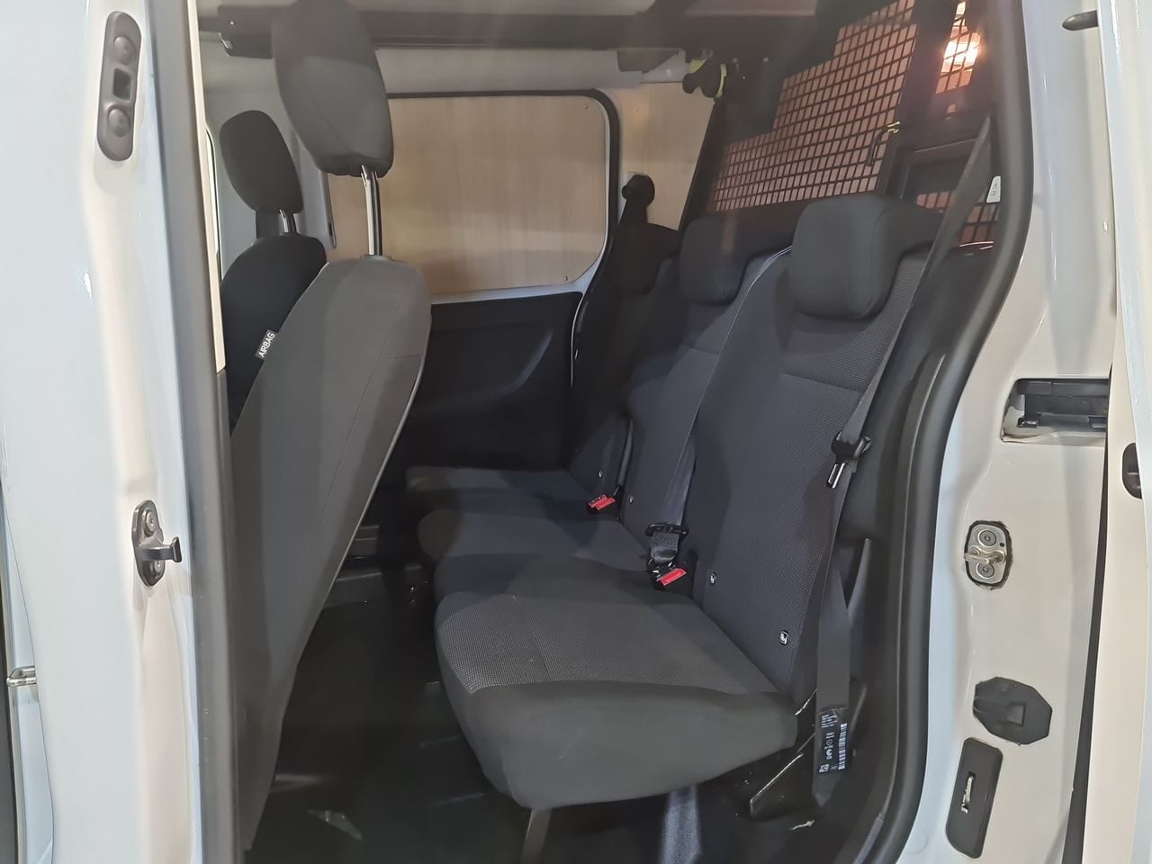 Used Vauxhall Combo 2023 for sale - 77298560: Photo 8