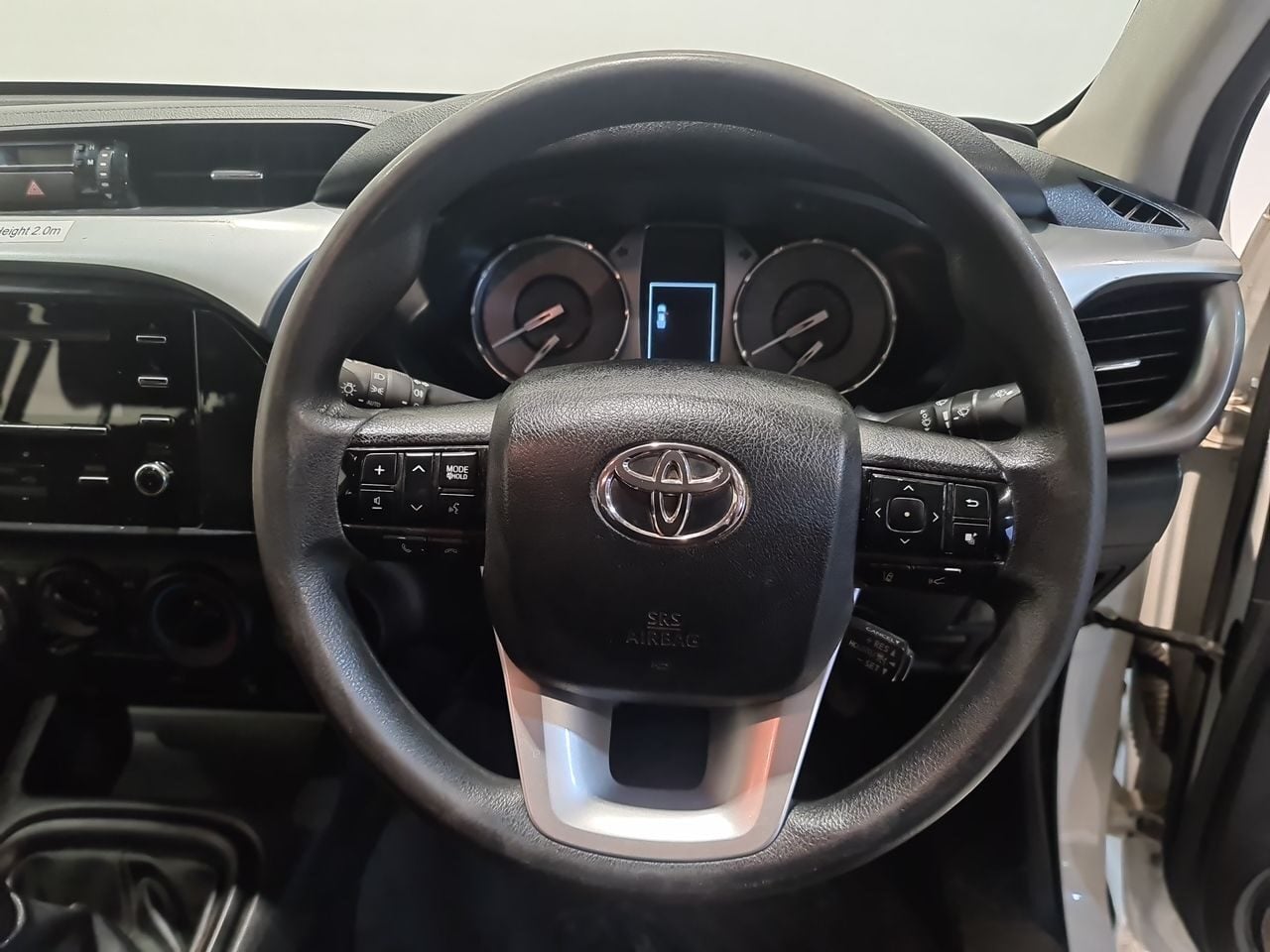 Used Toyota Hilux 2022 for sale - 76710633: Photo 22