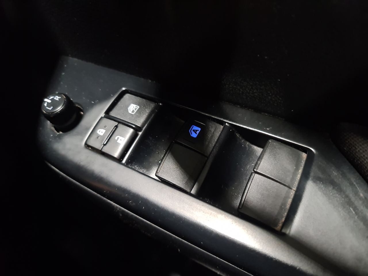 Used Toyota Hilux 2022 for sale - 76710633: Photo 27