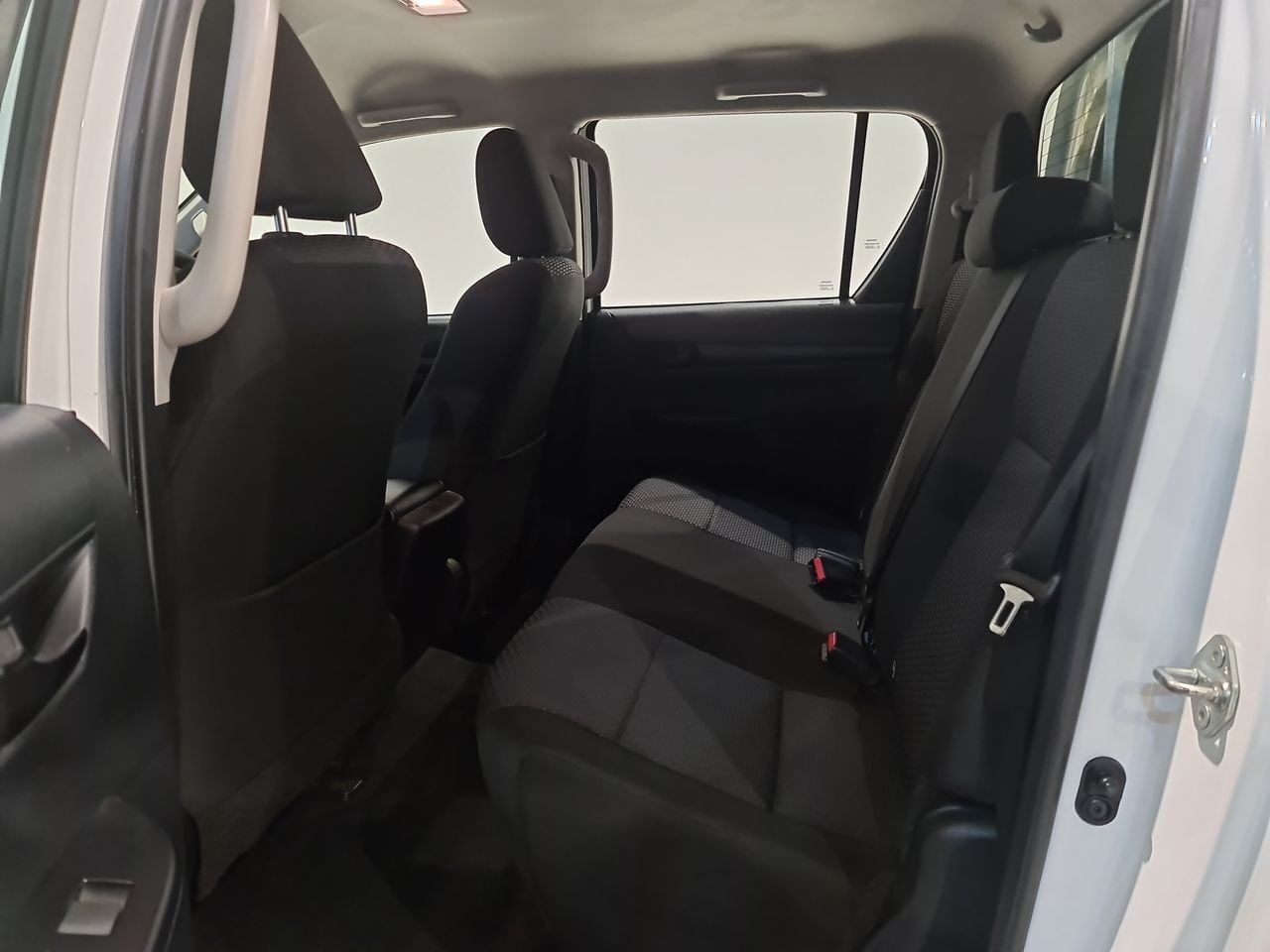 Used Toyota Hilux 2022 for sale - 76710633: Photo 8