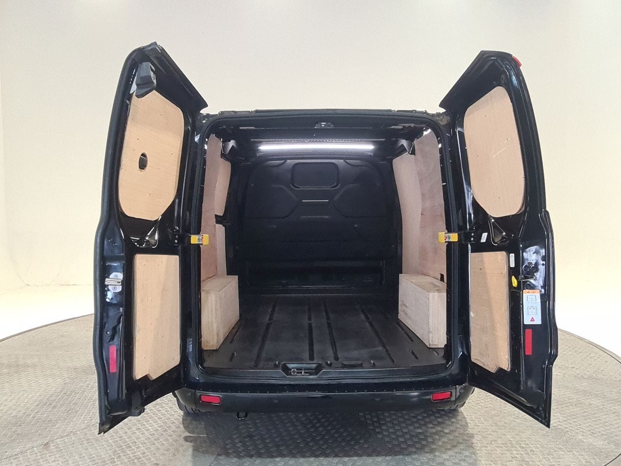 Used Ford Transit Custom 2023 for sale - 78066263: Photo 14