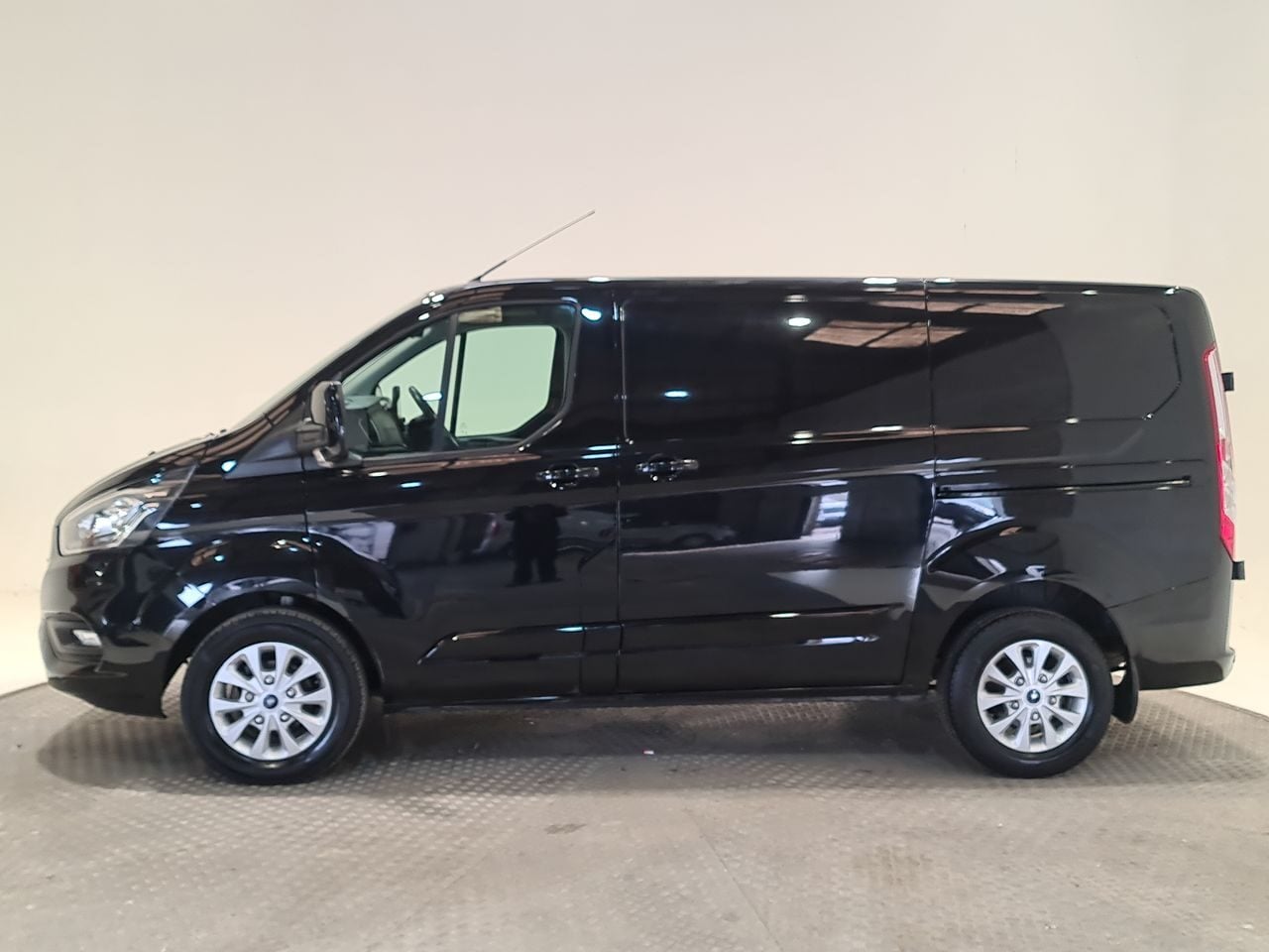 Used Ford Transit Custom 2023 for sale - 78066263: Photo 6