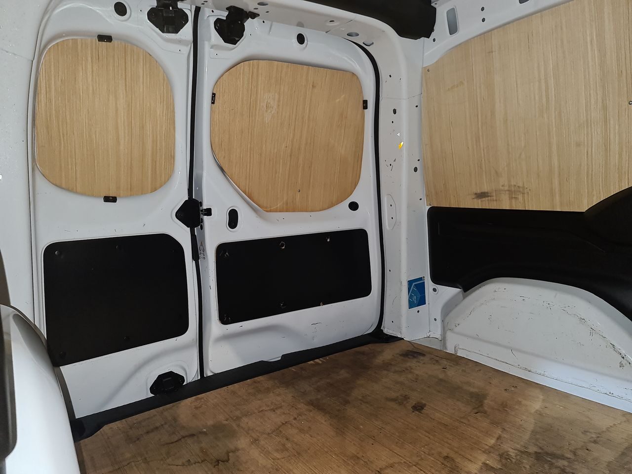 Used Nissan Other 2023 for sale - 76706010: Photo 17