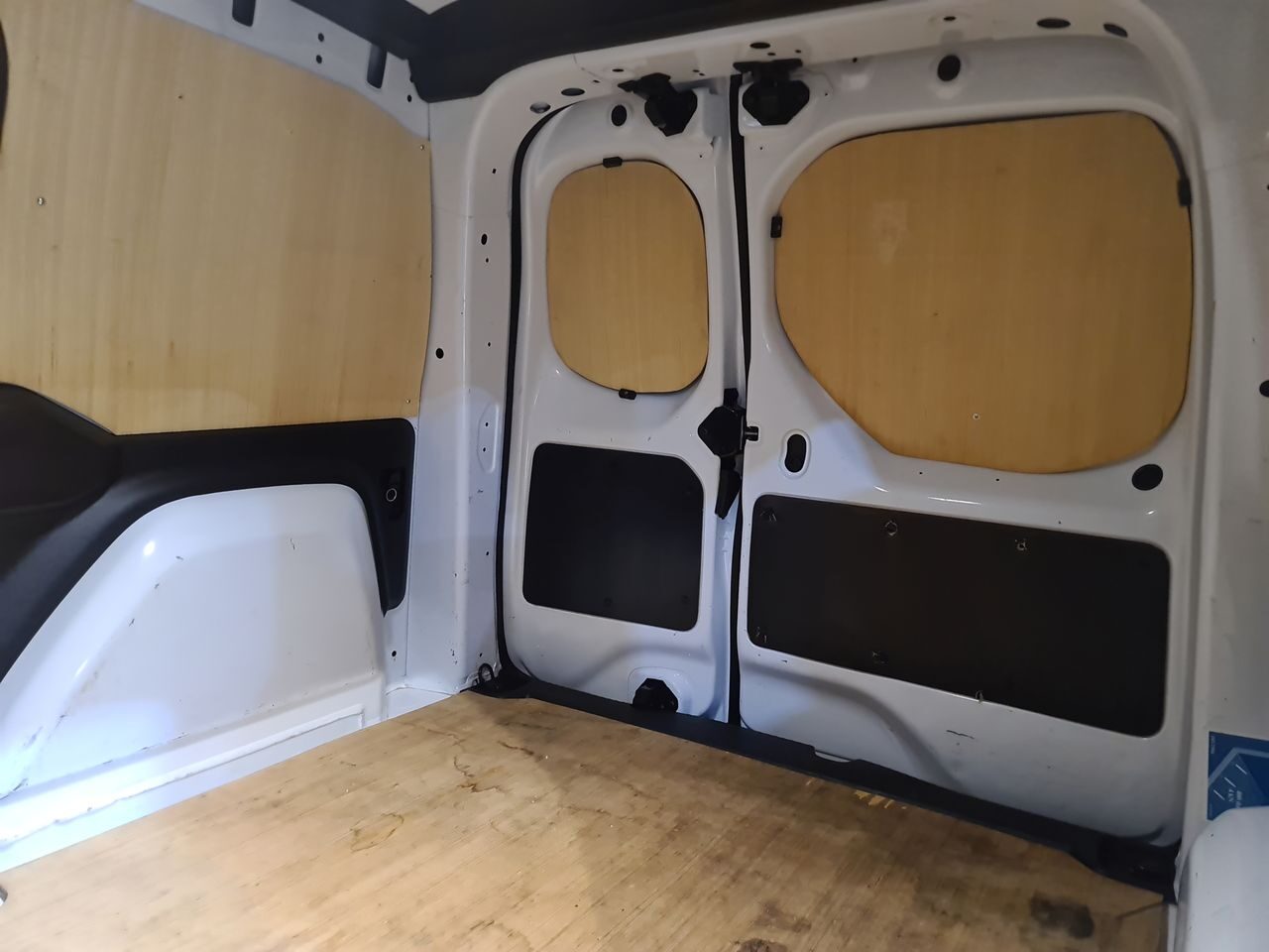 Used Nissan Other 2023 for sale - 76706010: Photo 8