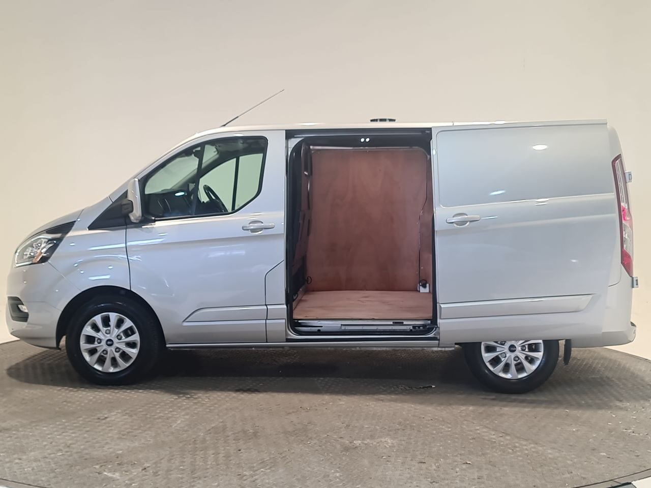 Used Ford Transit Custom 2023 for sale - 77555960: Photo 10