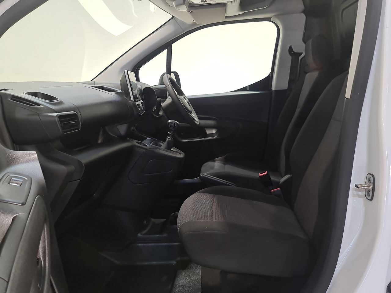 Used Vauxhall Combo 2023 for sale - 78015940: Photo 7