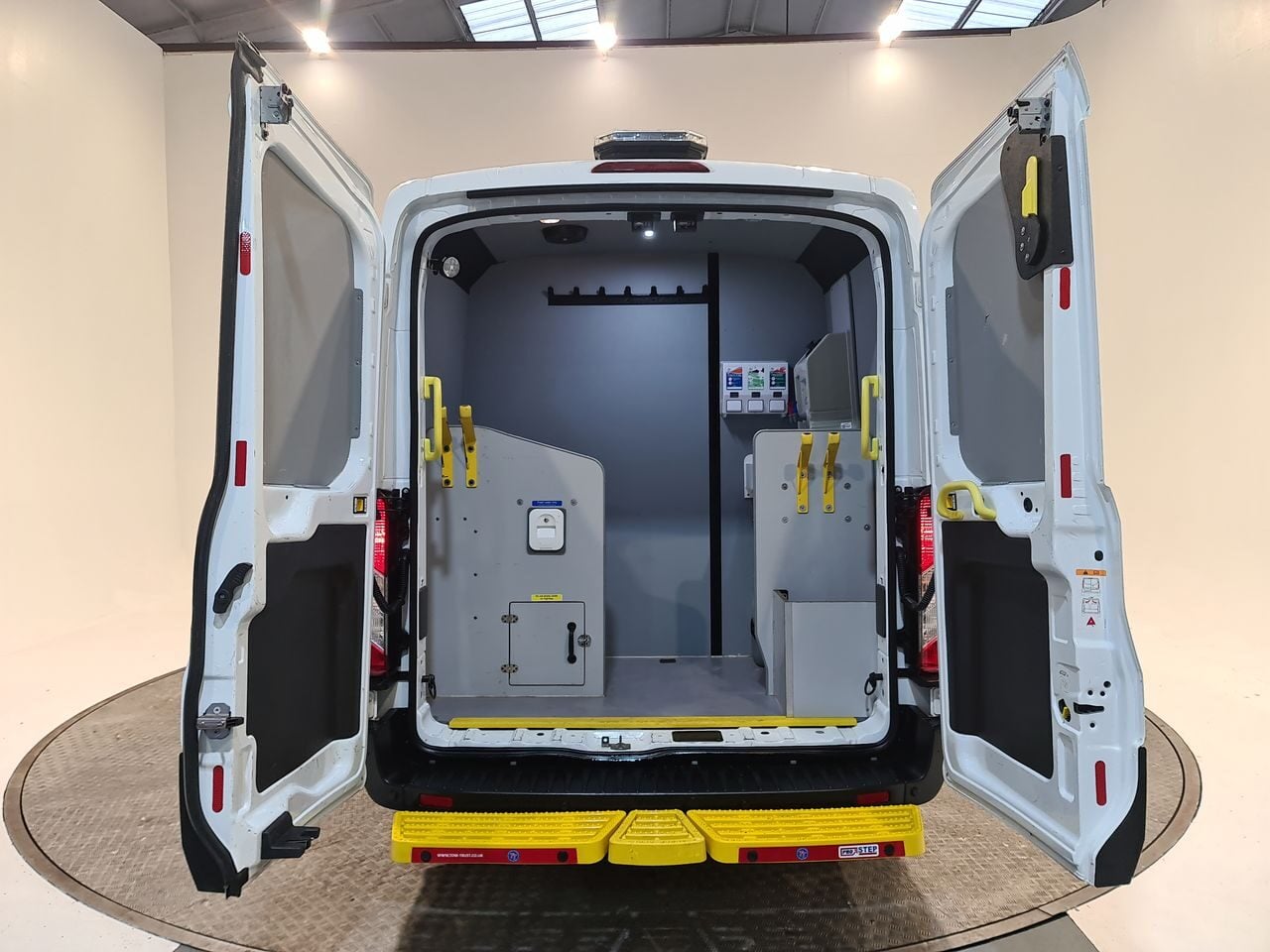 Used Ford Transit 2022 for sale - 76718900: Photo 14